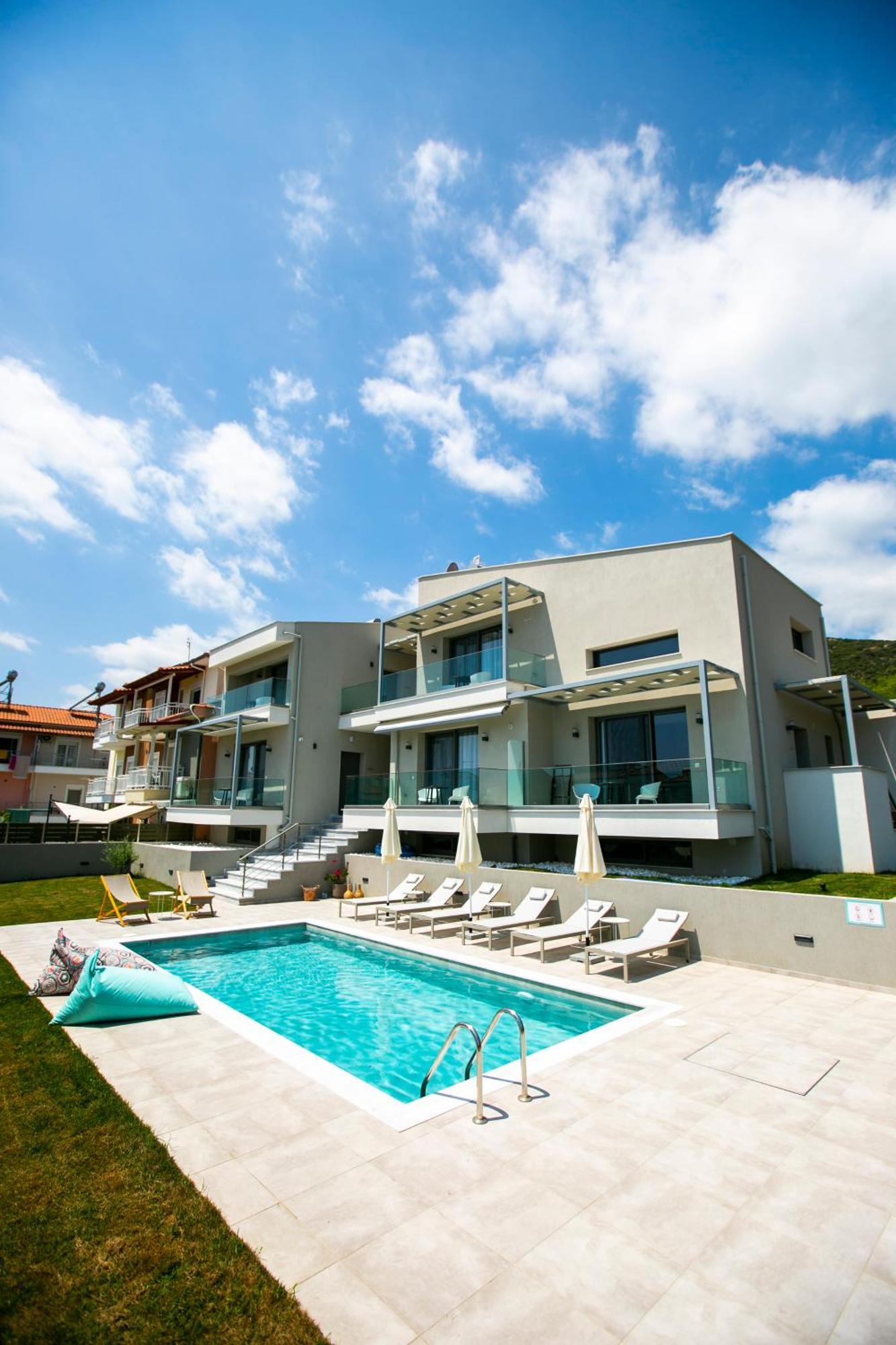 Arodo Suites Nea Iraklitsa Exterior foto
