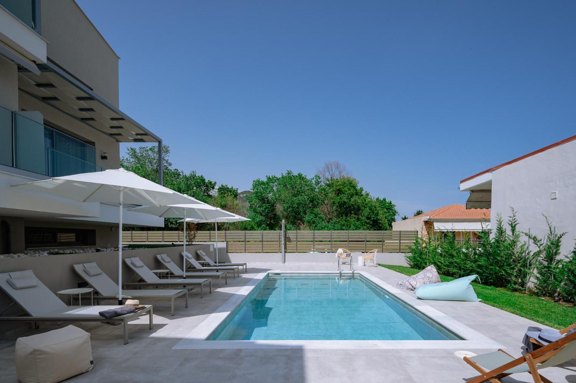 Arodo Suites Nea Iraklitsa Exterior foto